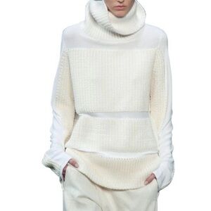 HELMUT LANG Elegant White Turtleneck Knit Sweater